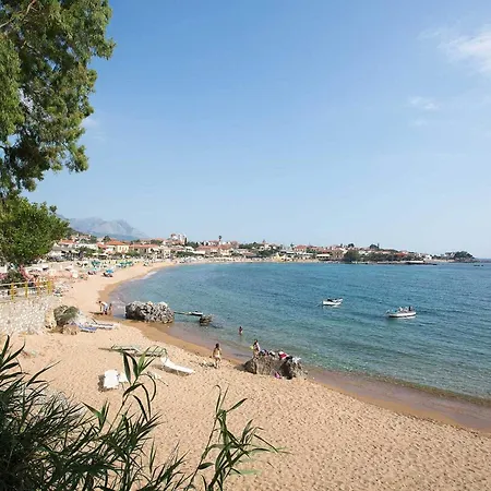 Aparthotel Remvi -