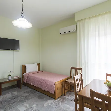 Remvi - Aparthotel Stoúpa