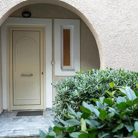 Апарт-отель Remvi - Ступа