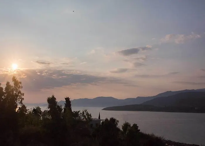 Remvi - Aparthotel Stoúpa